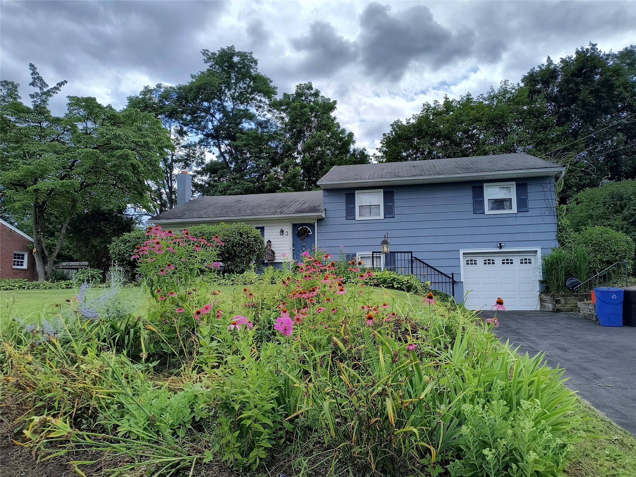 3 Saint Anne Drive, New Windsor, NY 12553