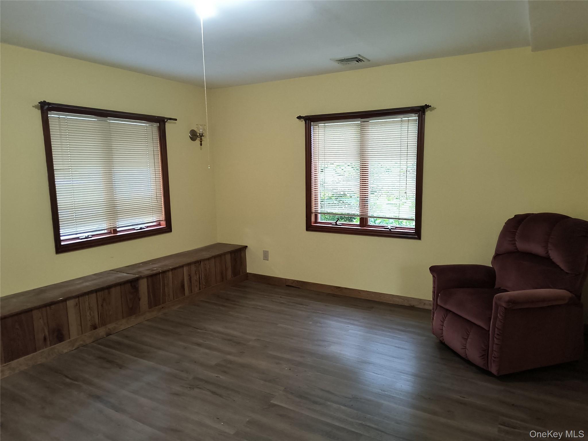 3 Saint Anne Drive, New Windsor, NY 12553