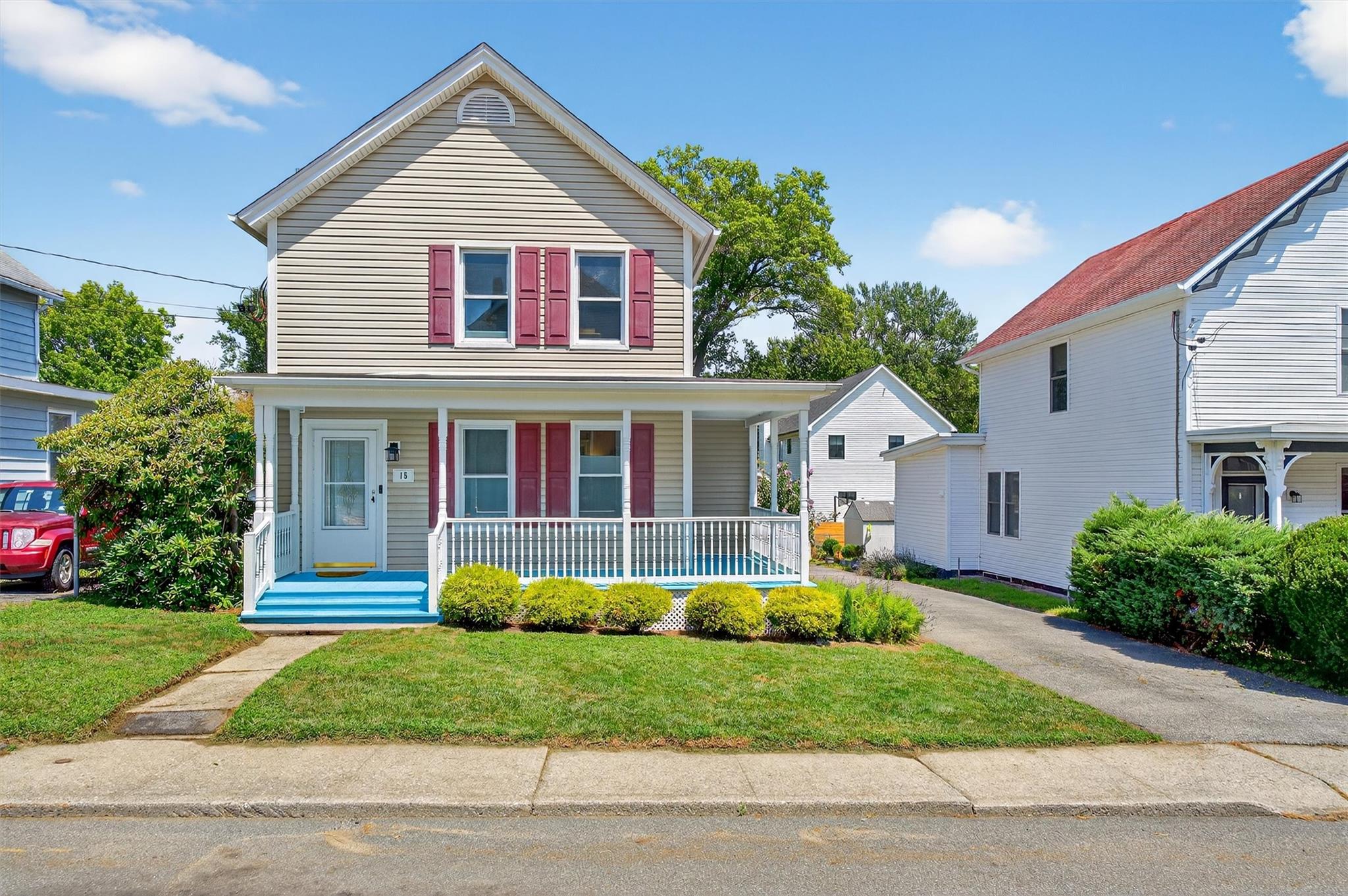 15 Maple Street, Beacon, NY 12508