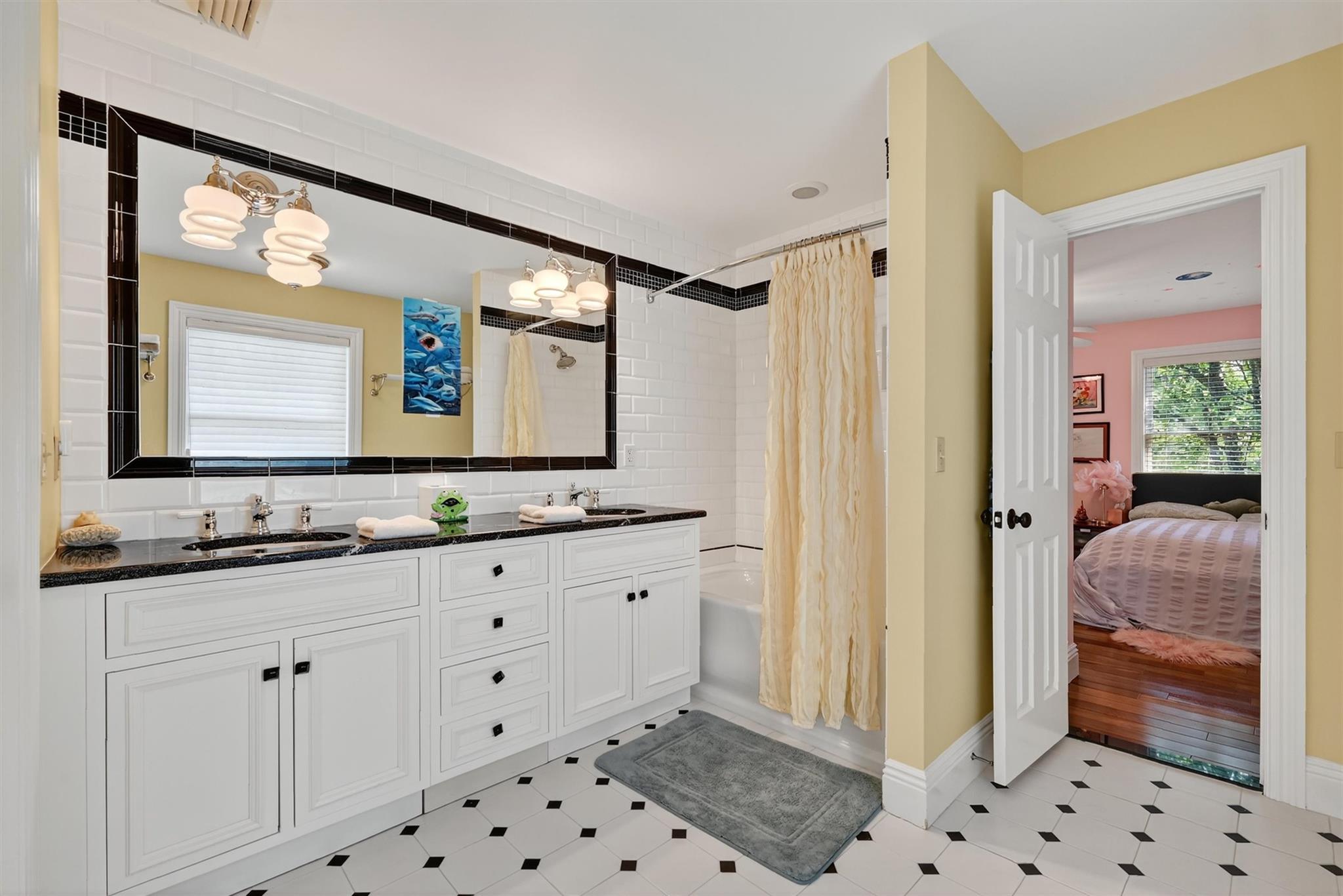 7 Paiges Way, Warwick, NY 10990