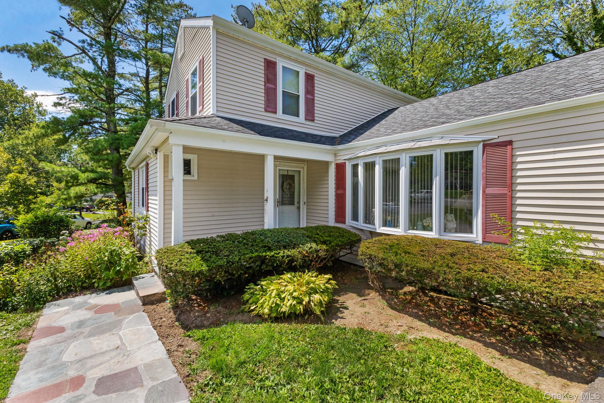 100 Daisy Farms Drive, New Rochelle, NY 10804