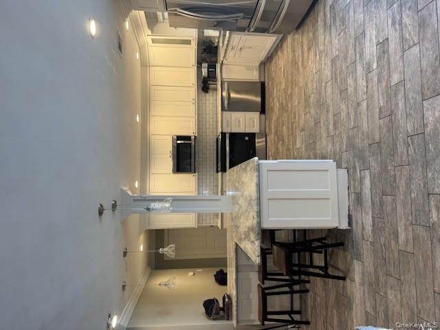 42 Bulaire Road, East Rockaway, NY 11518