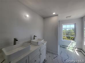 744 Mt Hope Road, Middletown, NY 10940