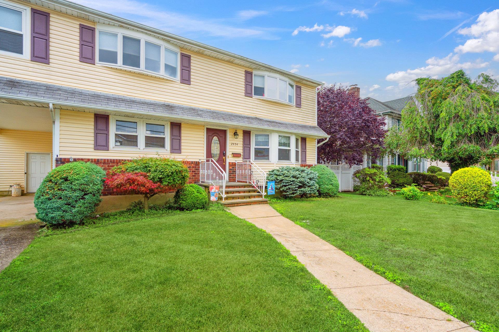 2454 Amherst Street, East Meadow, NY 11554