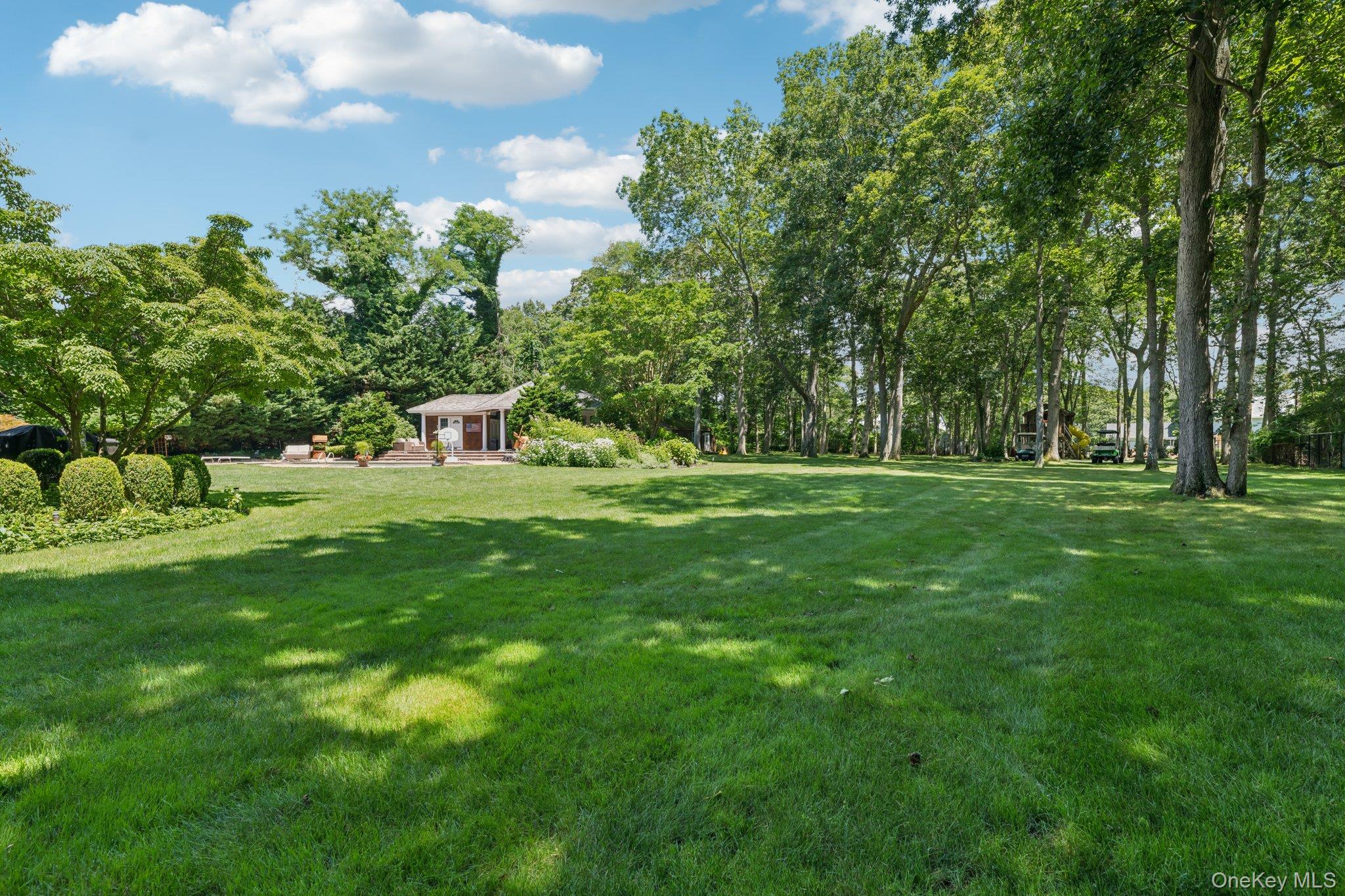 21 Inlet View Path, East Moriches, NY 11940