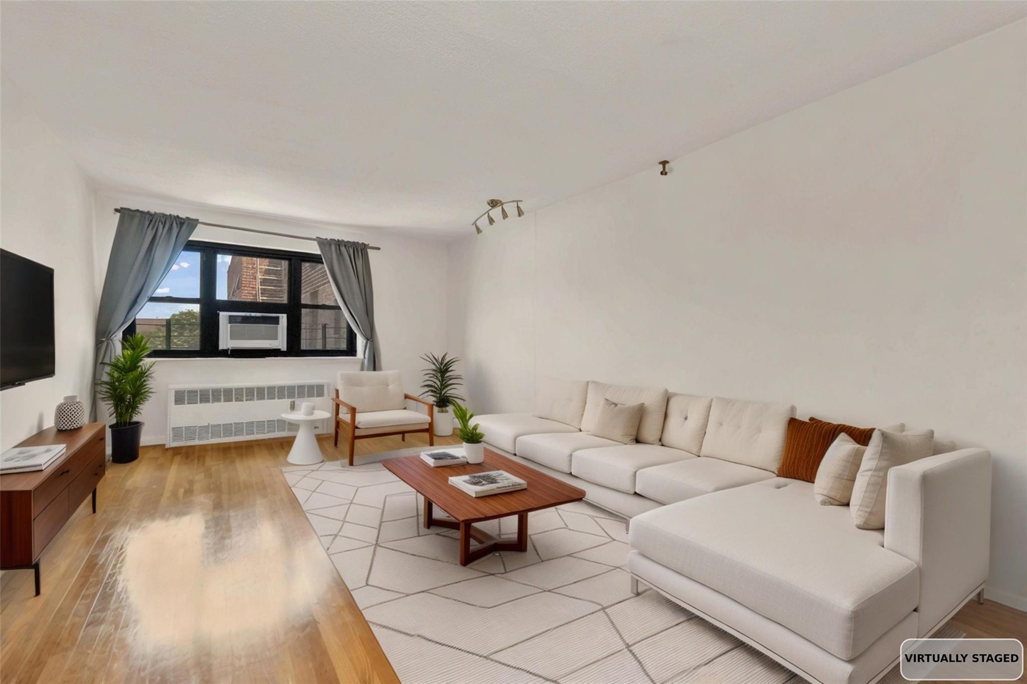 2950 137th Street # 6J, Flushing, NY 11354