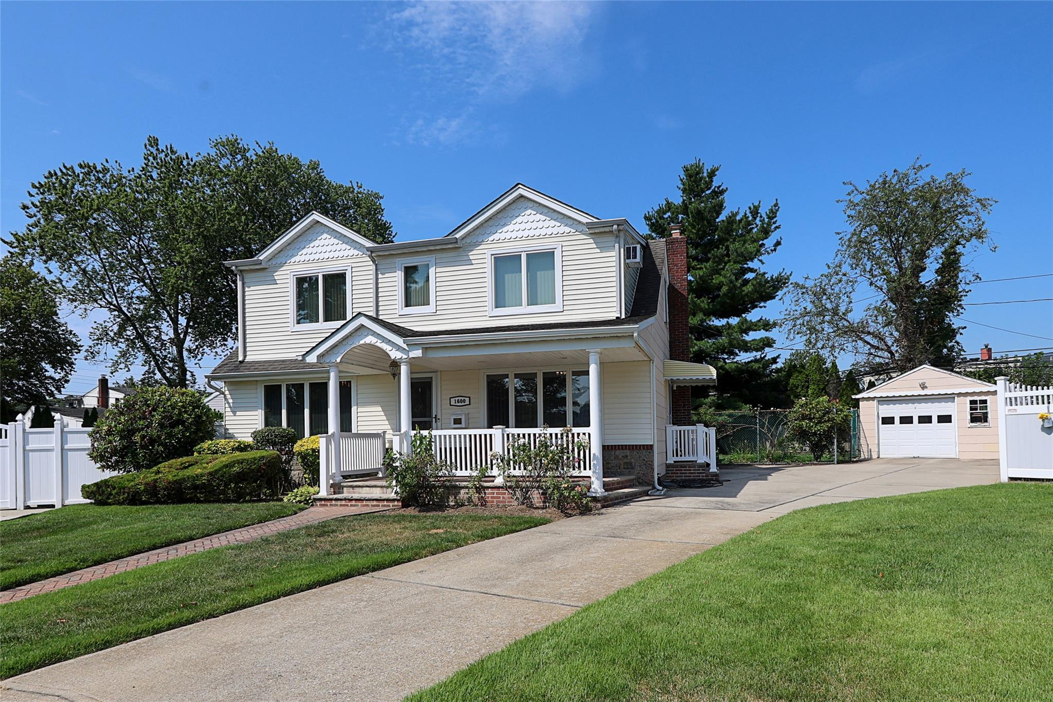 1600 Irving Court, North Bellmore, NY 11710