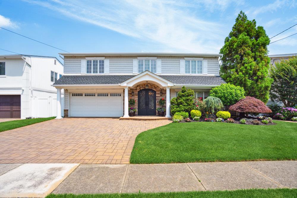 3411 Hewlett Avenue, Merrick, NY 11566