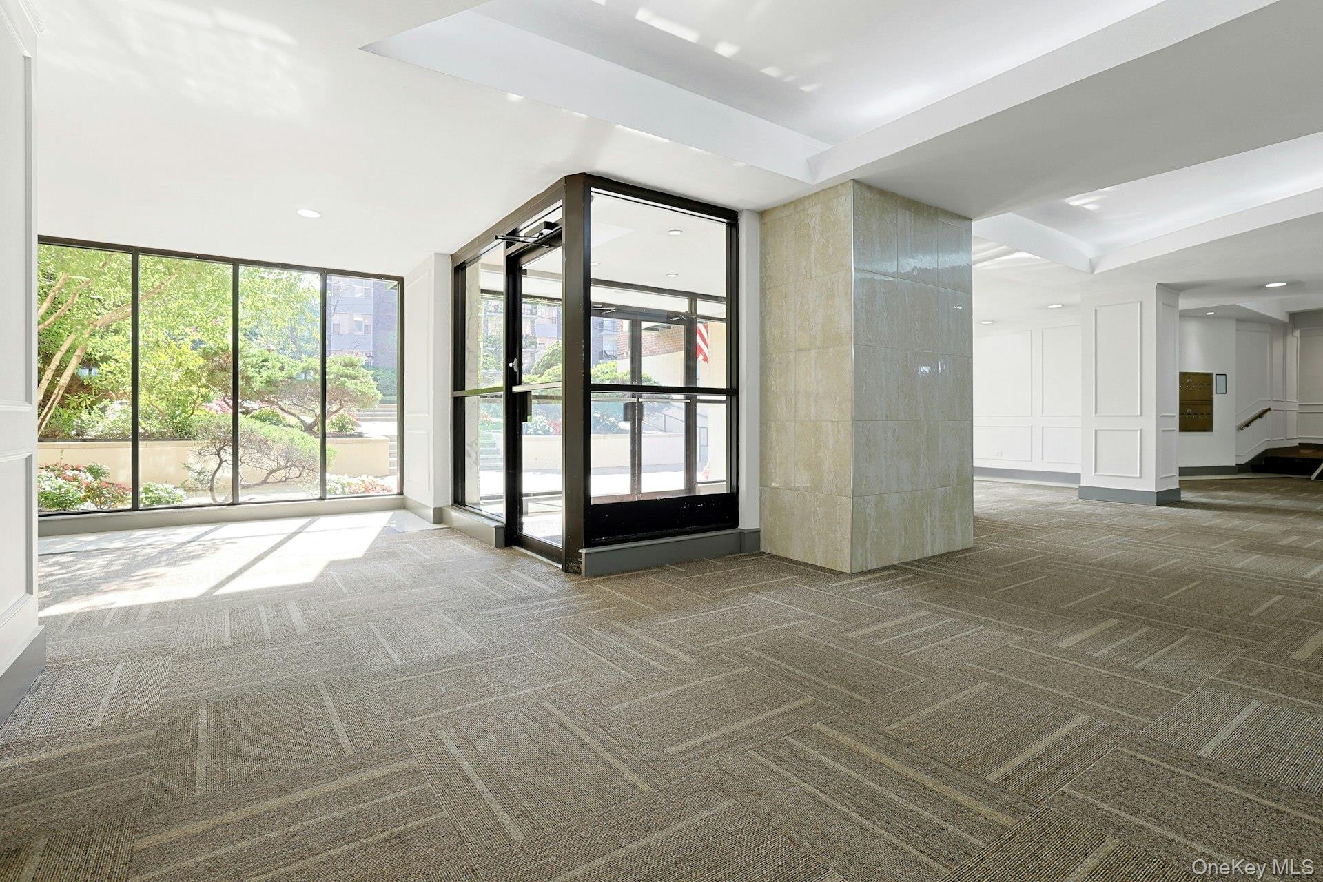 19 Old Mamaroneck Road # 6M, White Plains, NY 10605