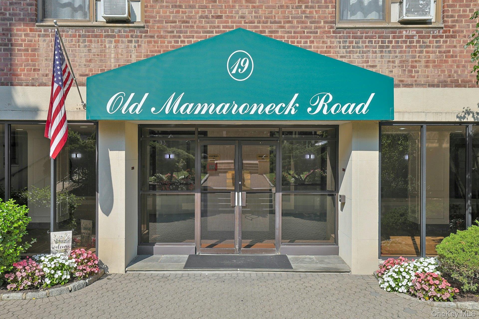 19 Old Mamaroneck Road # 6M, White Plains, NY 10605