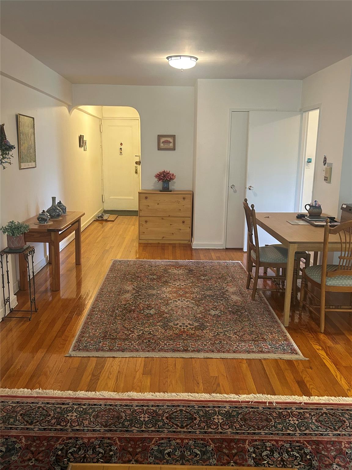 72-61 113th Street # 4P, Forest Hills, NY 11375