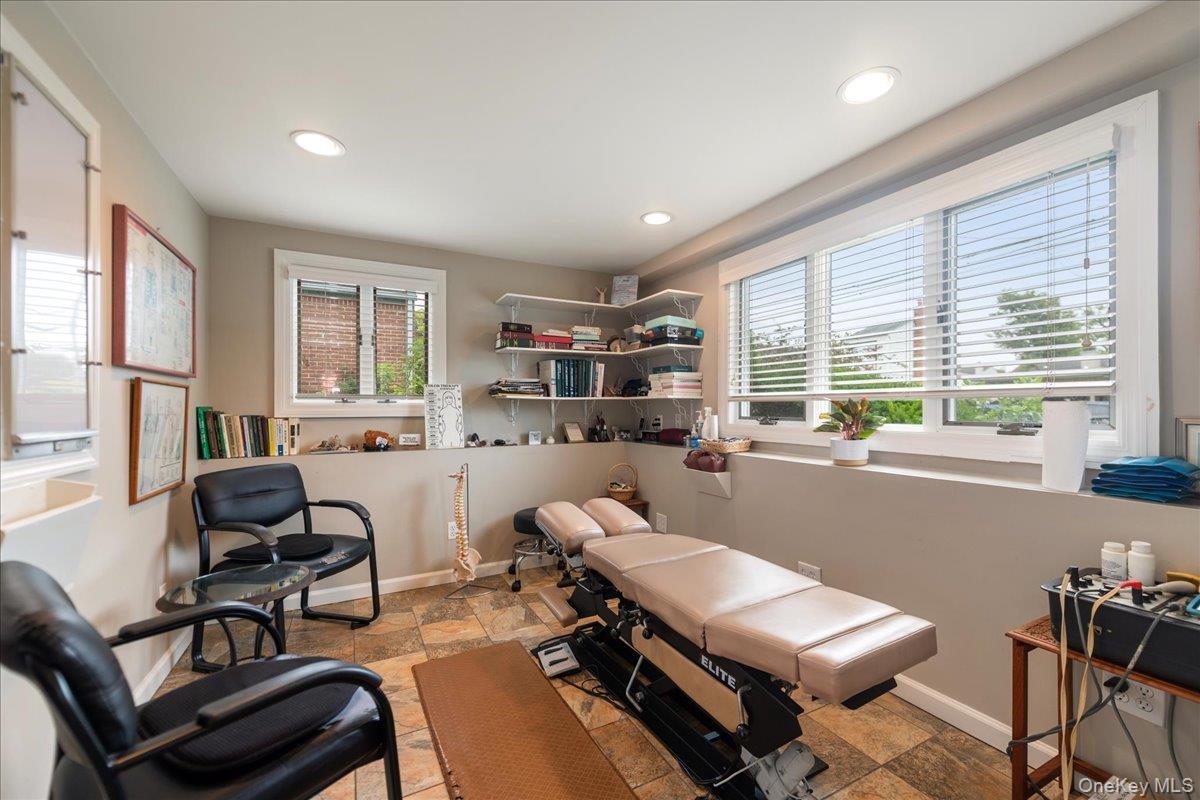 164 Blackheath Road, Lido Beach, NY 11561