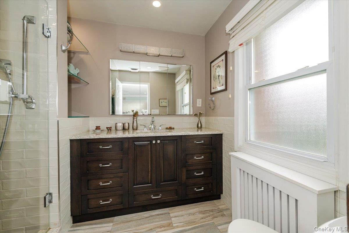 164 Blackheath Road, Lido Beach, NY 11561