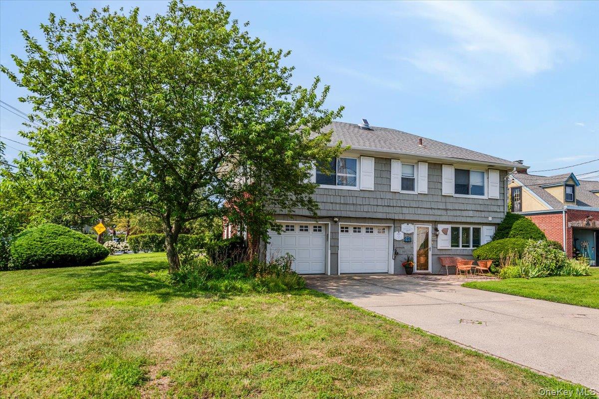 164 Blackheath Road, Lido Beach, NY 11561