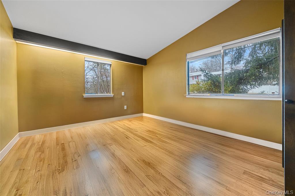 15 Gerardine Place, New City, NY 10956