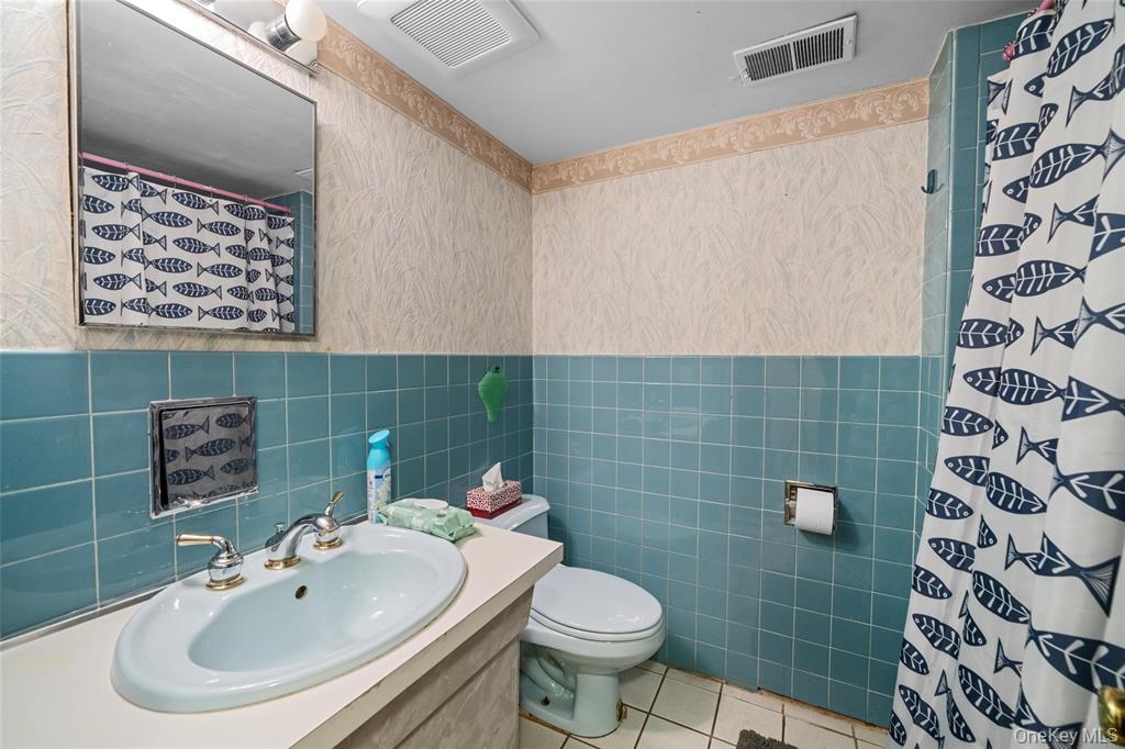 15 Gerardine Place, New City, NY 10956