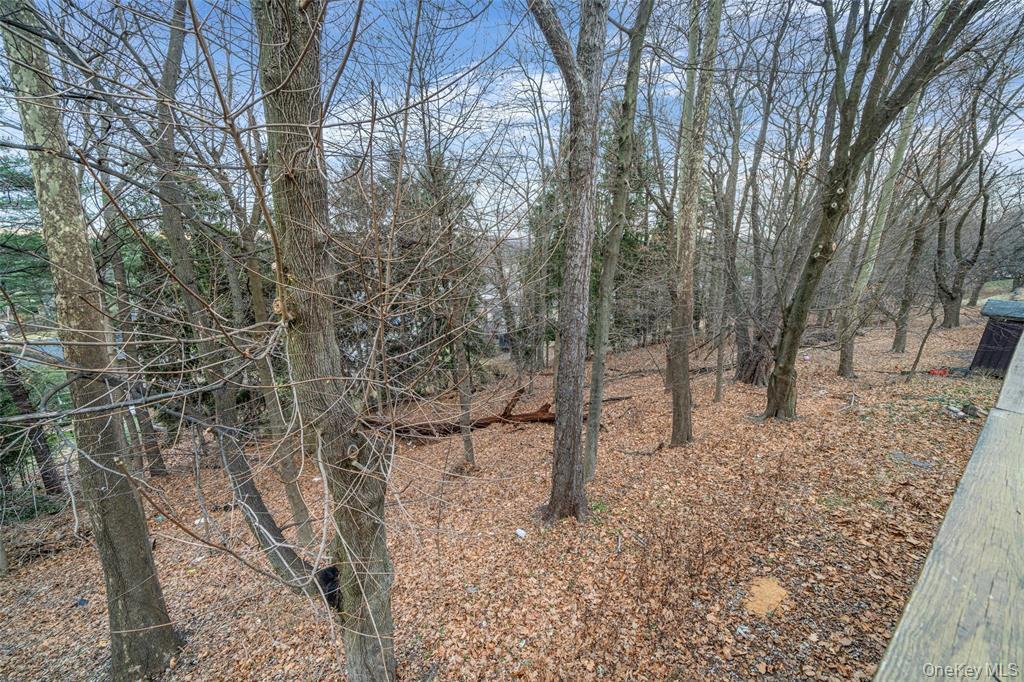 15 Gerardine Place, New City, NY 10956