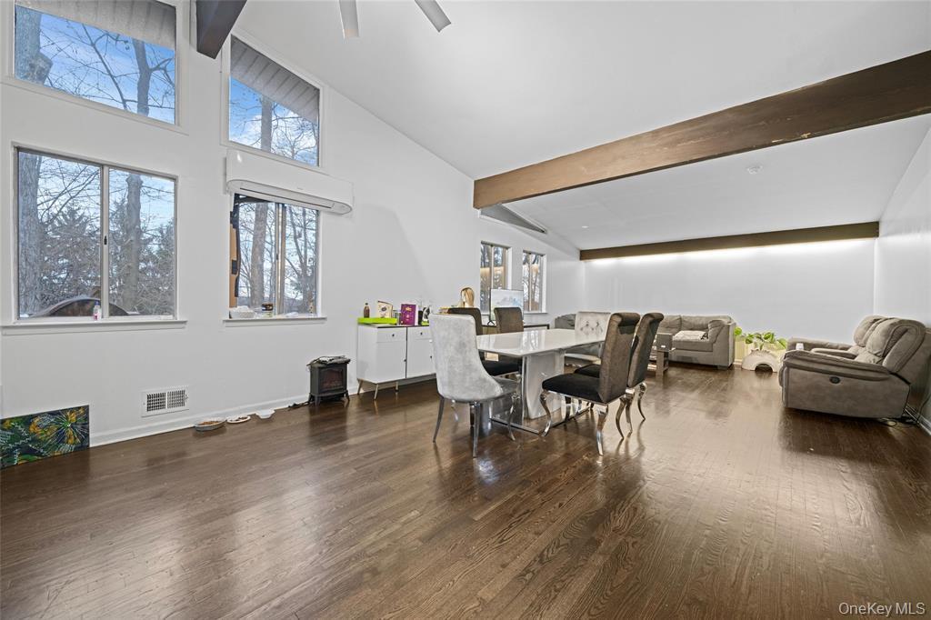 15 Gerardine Place, New City, NY 10956