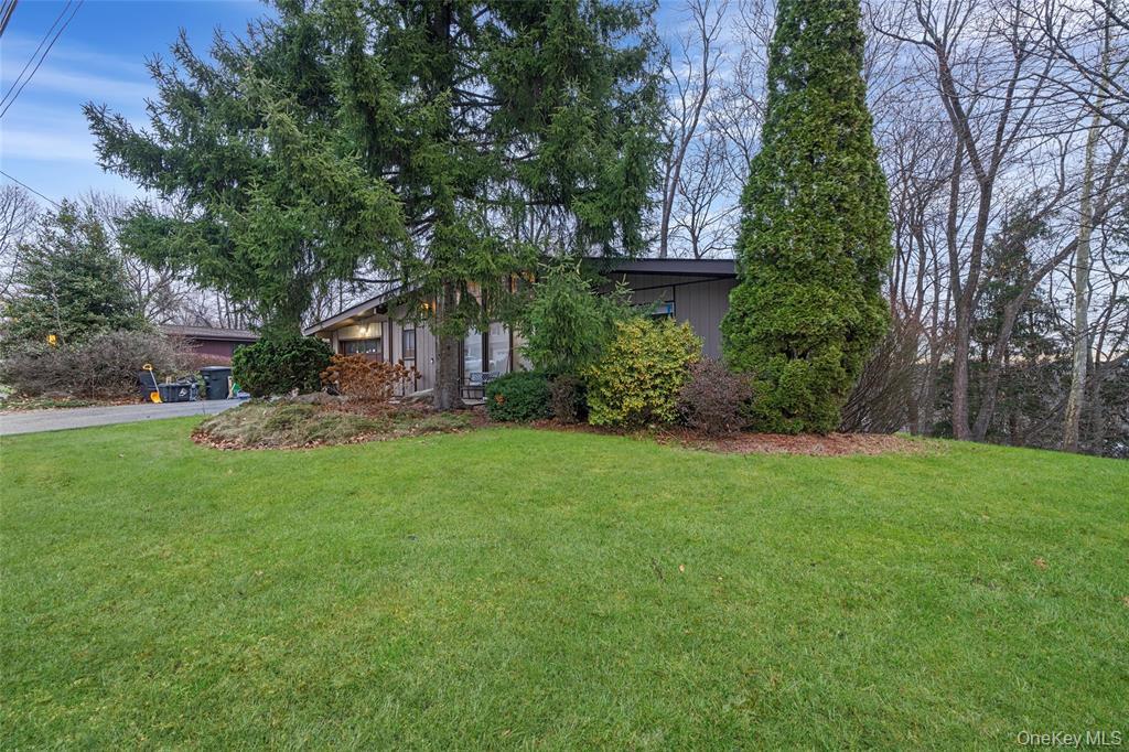 15 Gerardine Place, New City, NY 10956