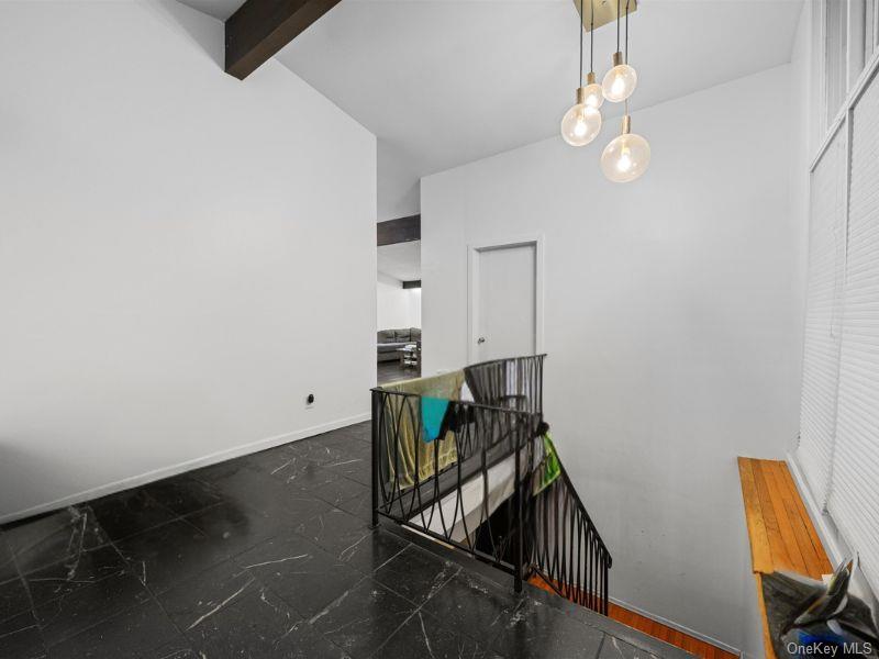 15 Gerardine Place, New City, NY 10956