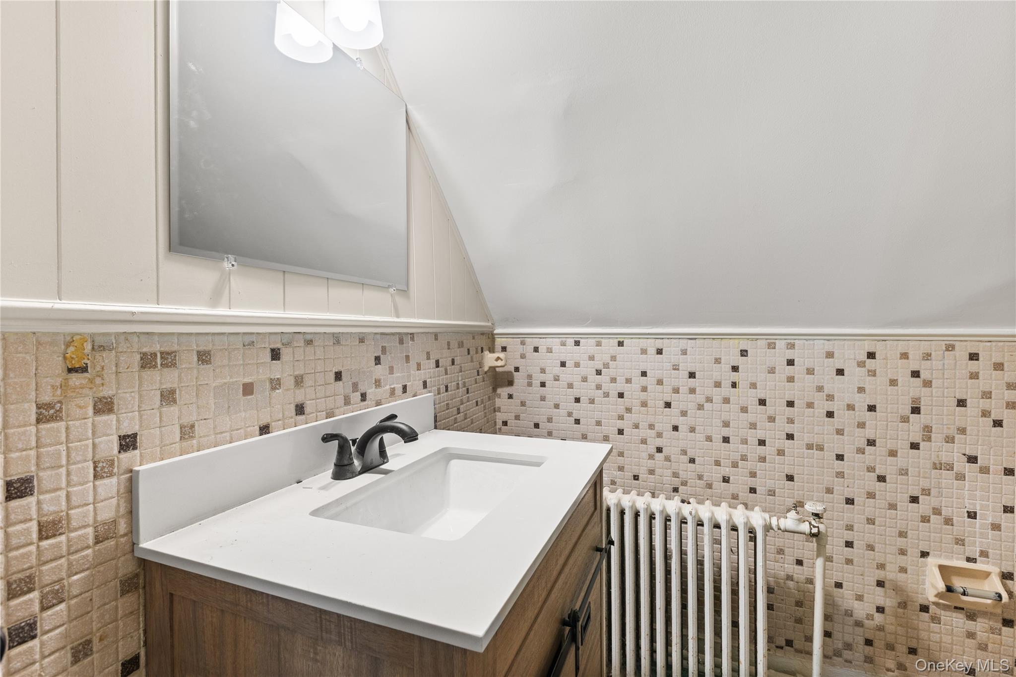 80 Ocean Avenue, Bay Shore, NY 11706