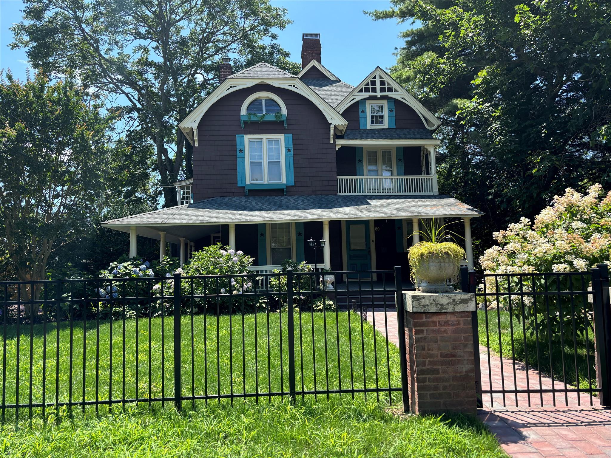 80 Ocean Avenue, Bay Shore, NY 11706