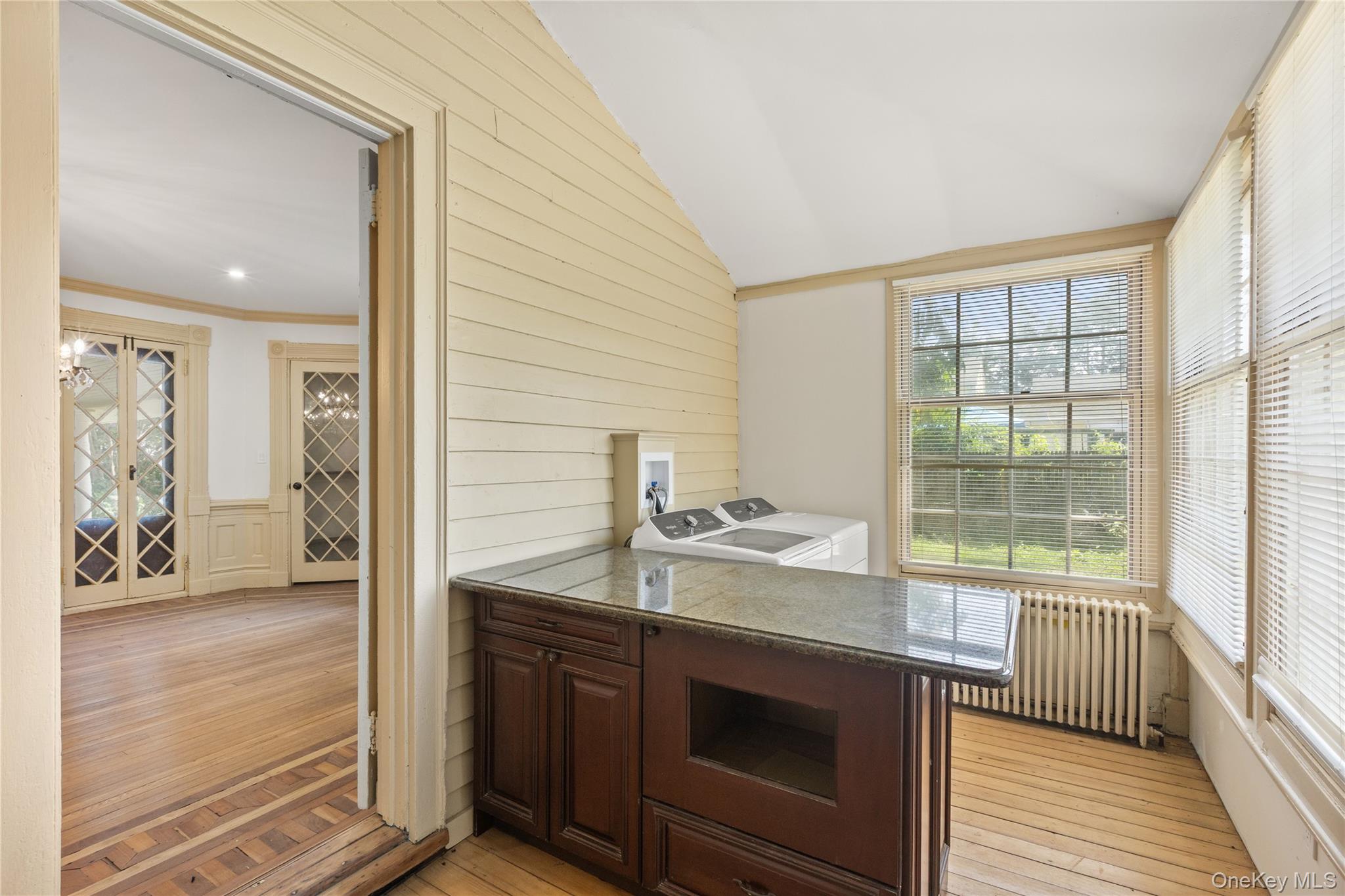 80 Ocean Avenue, Bay Shore, NY 11706