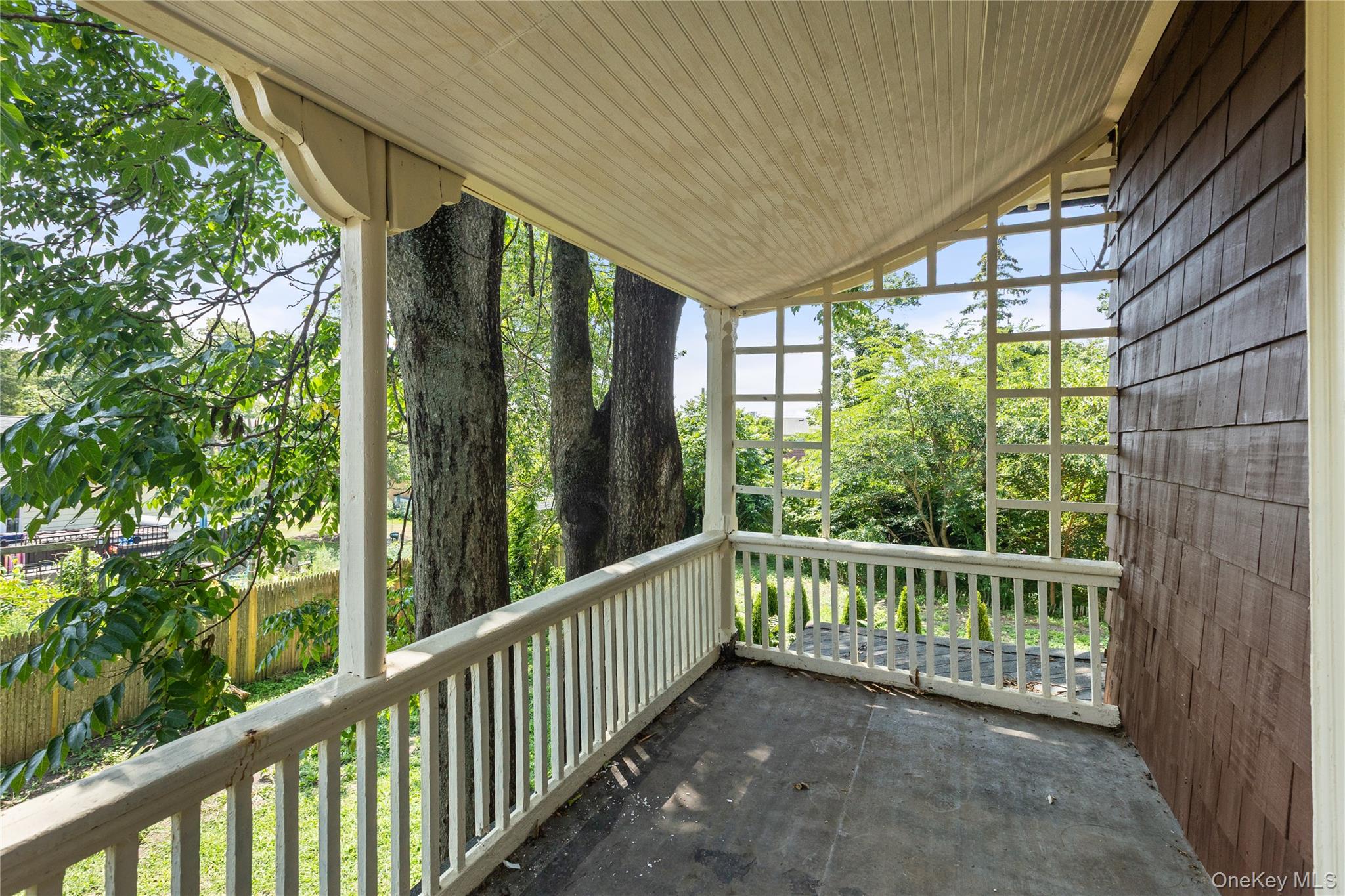 80 Ocean Avenue, Bay Shore, NY 11706