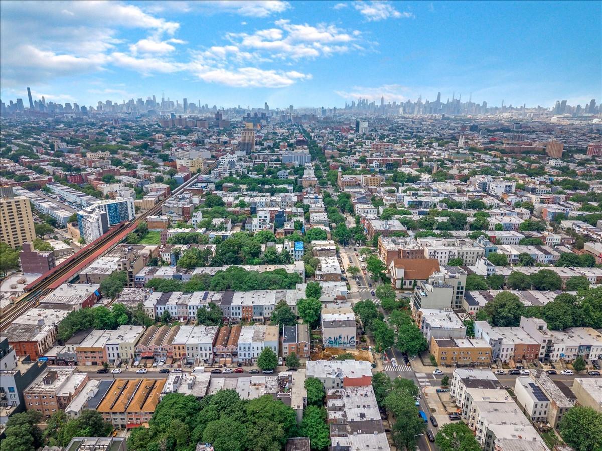 1018 Halsey Street # HSE, Brooklyn, NY 11207