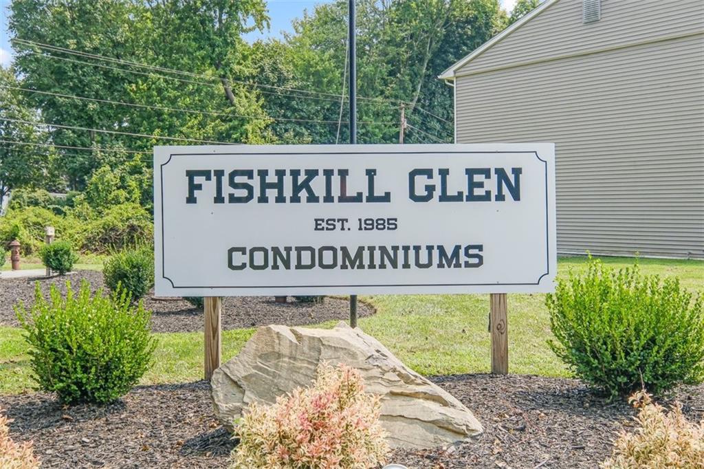 8 Fishkill Glen Drive # F, Fishkill, NY 12524