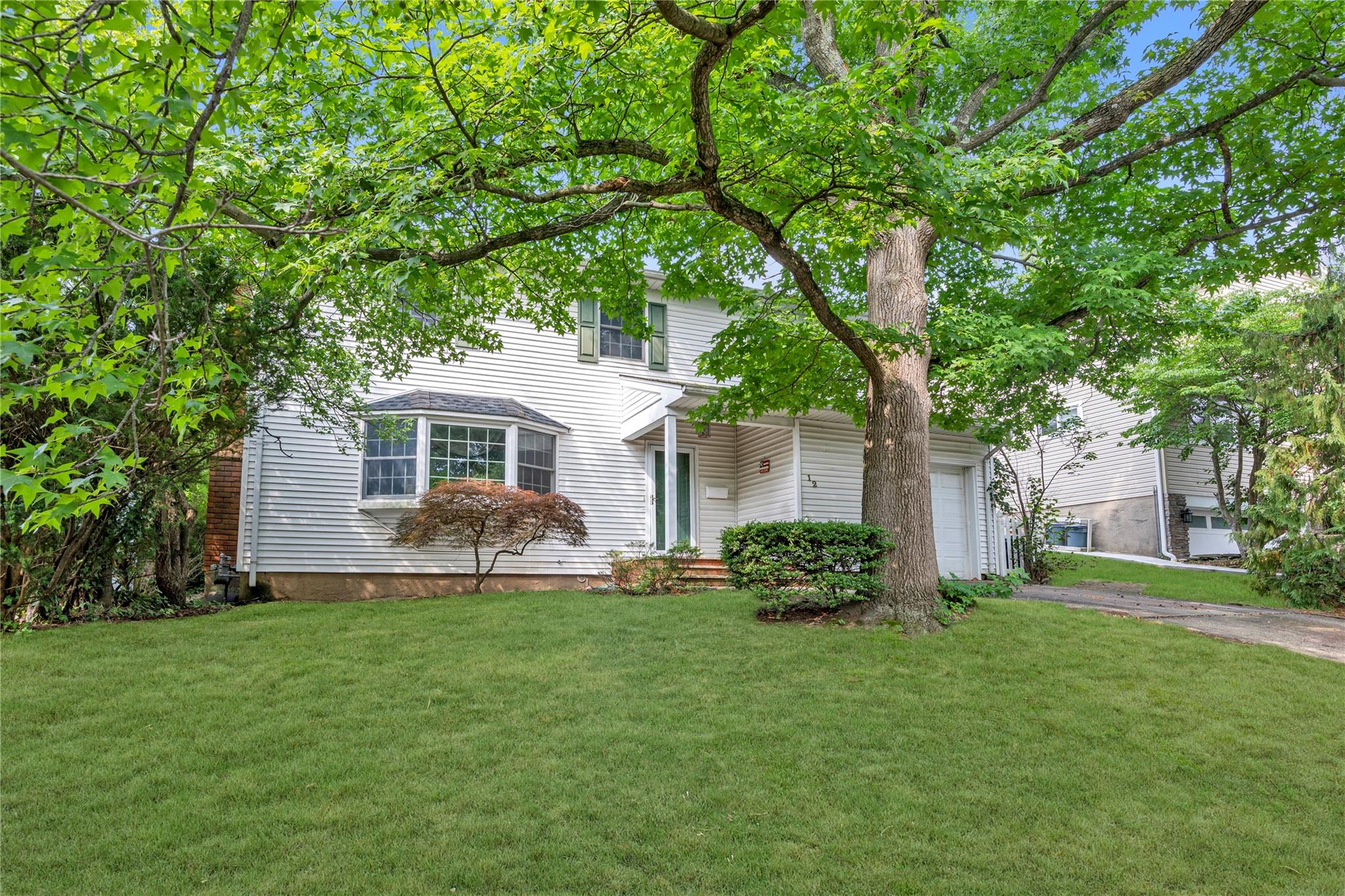 12 Clinch Avenue, Garden City, NY 11530