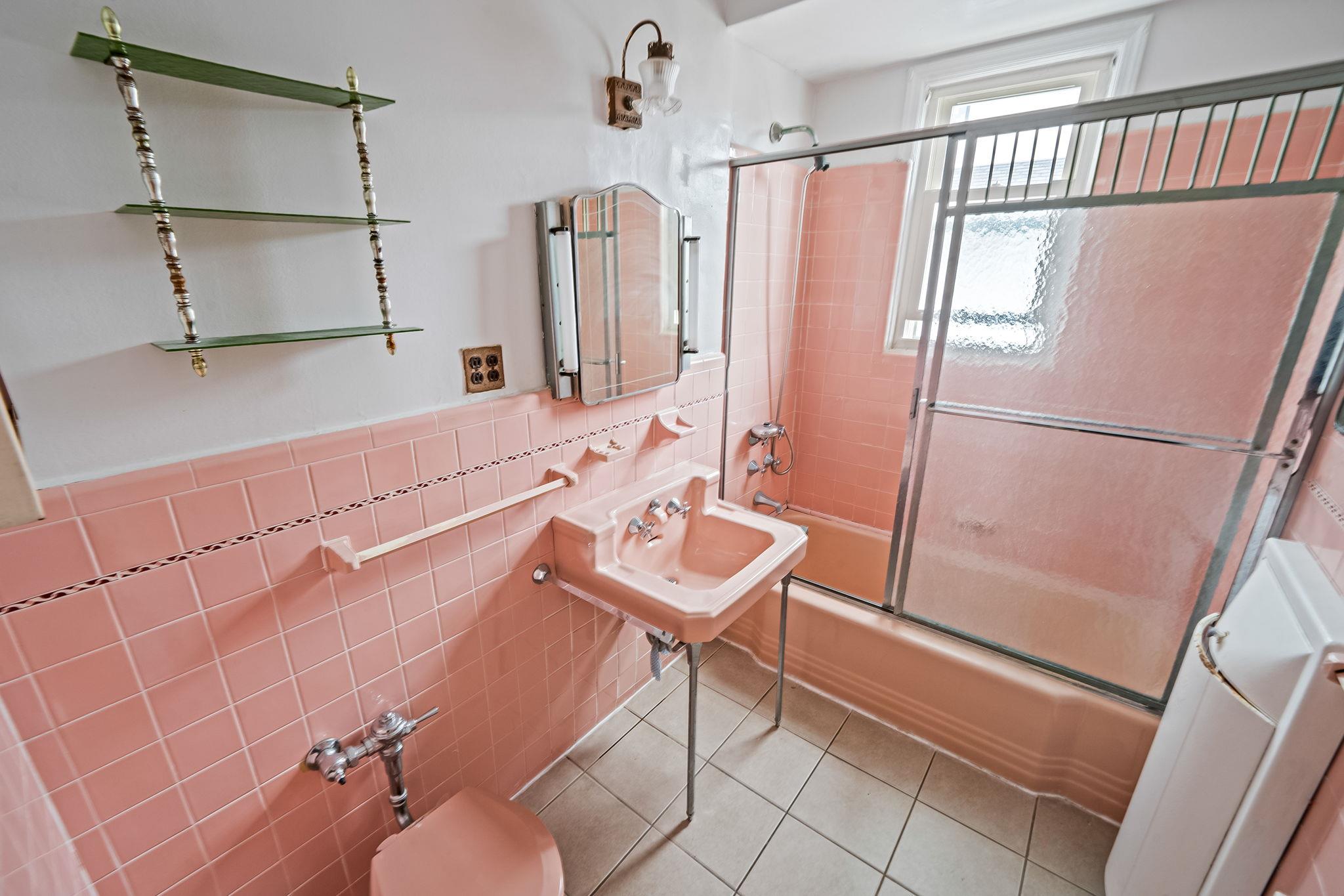 261 Beach 141st Street, Belle Harbor, NY 11694