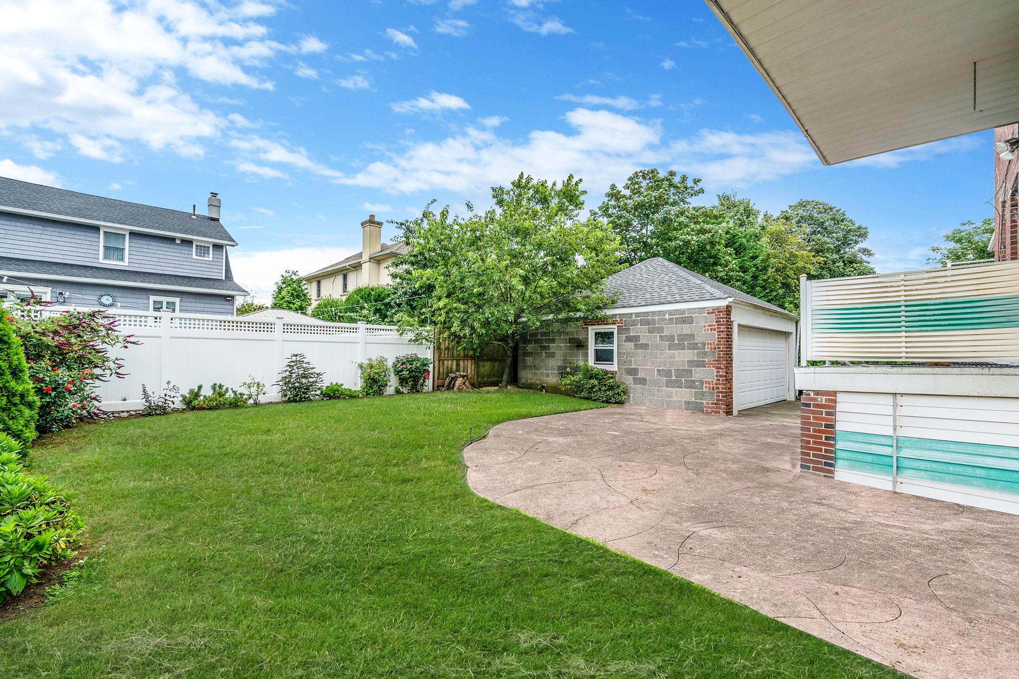 261 Beach 141st Street, Belle Harbor, NY 11694