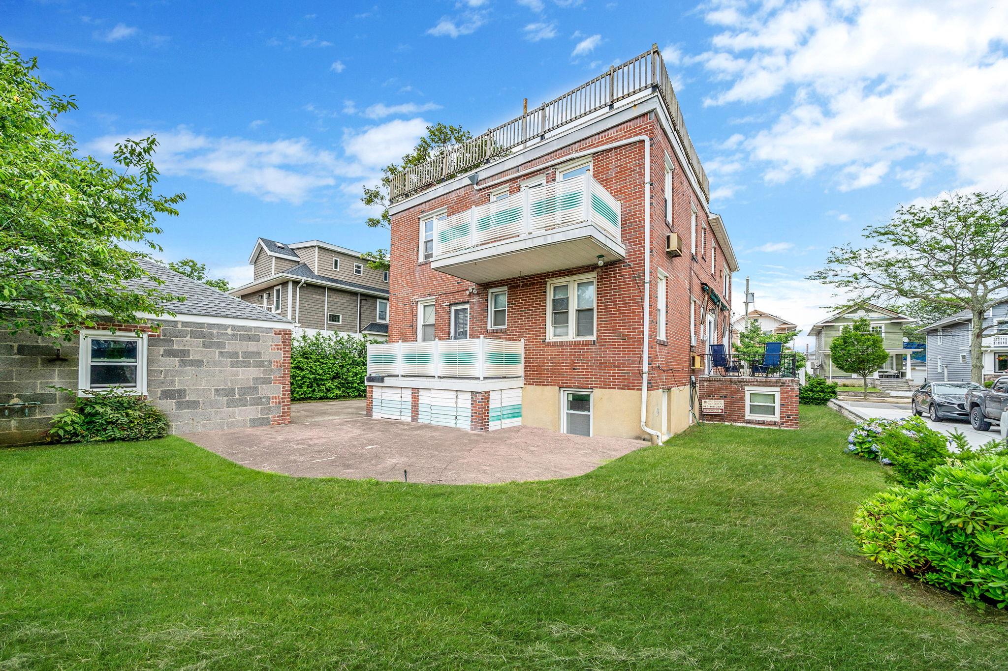 261 Beach 141st Street, Belle Harbor, NY 11694