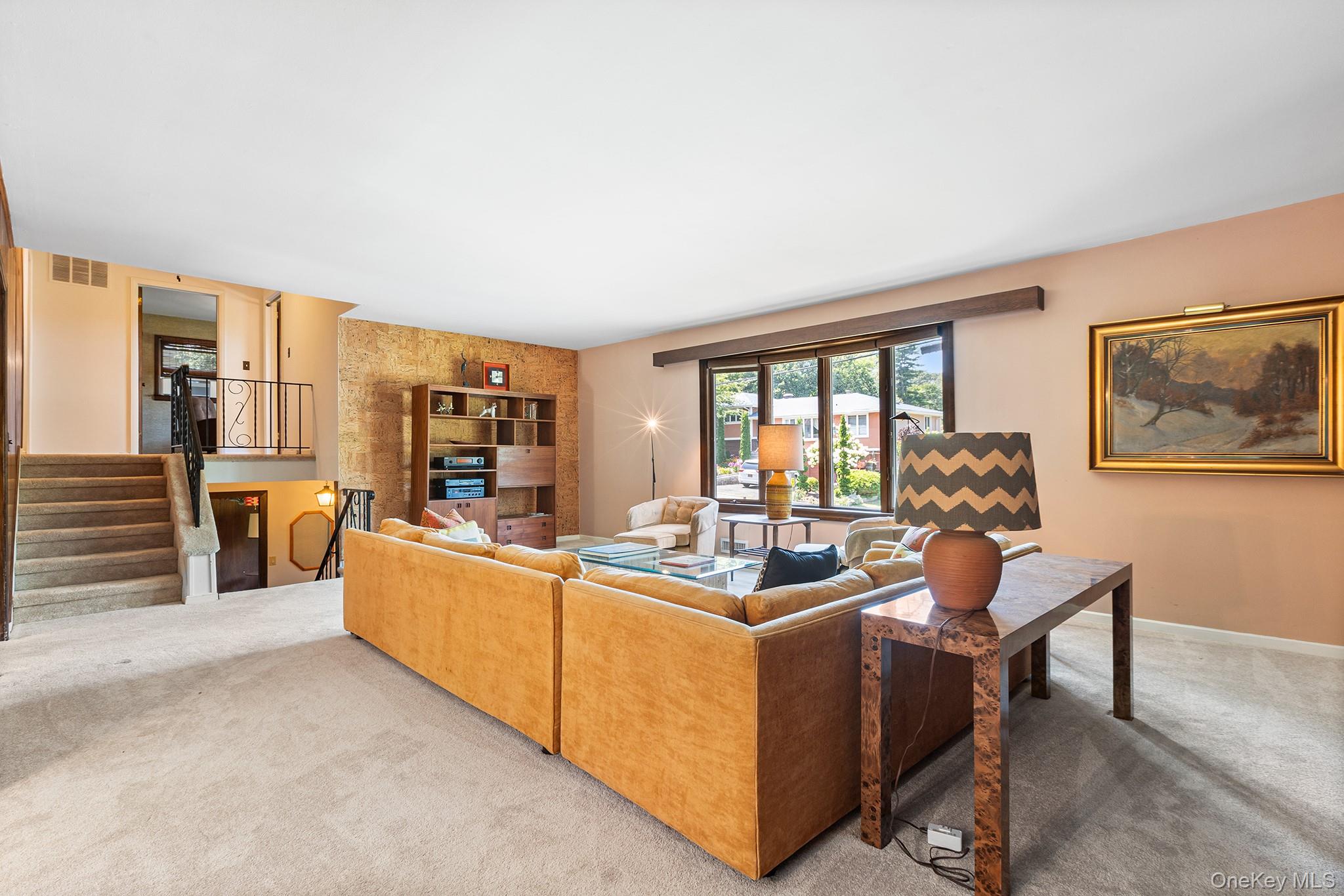 103 Parkview Road, Elmsford, NY 10523