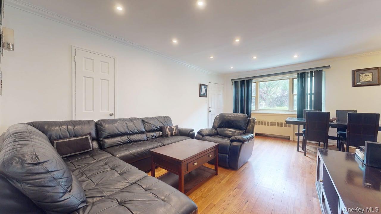 150-28 Jewel Avenue # 1, Flushing, NY 11367