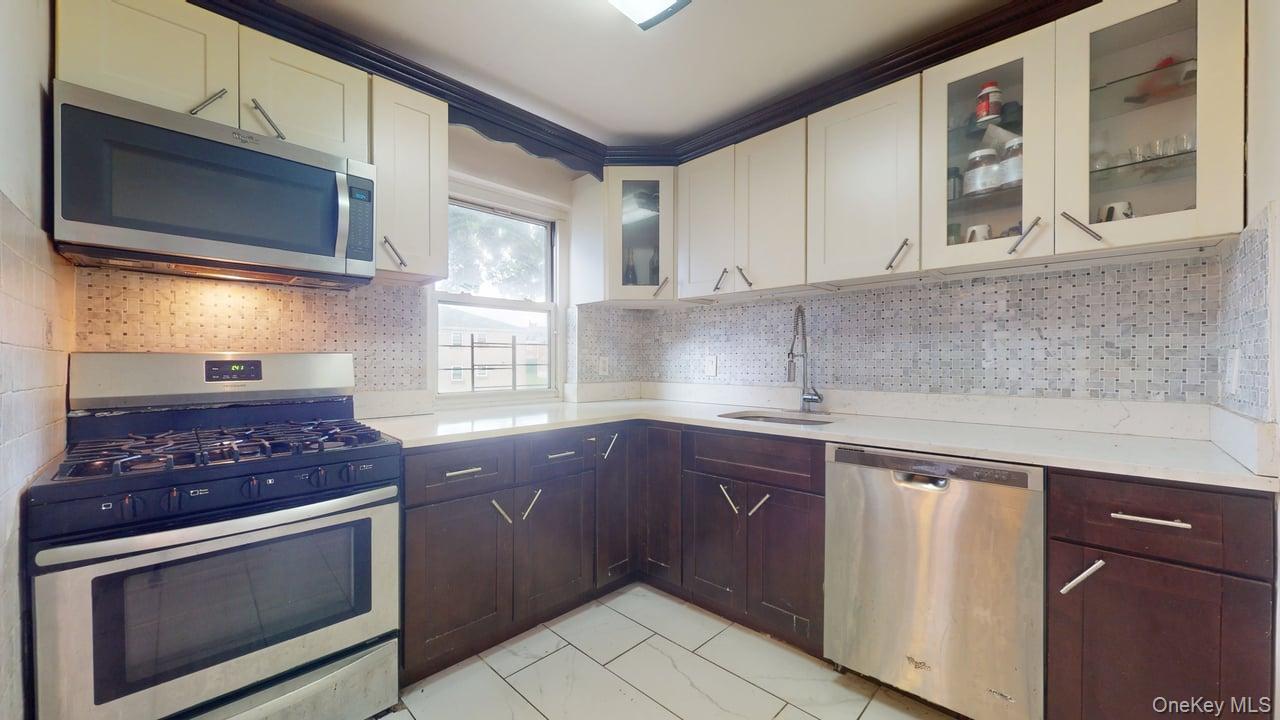 150-28 Jewel Avenue # 1, Flushing, NY 11367