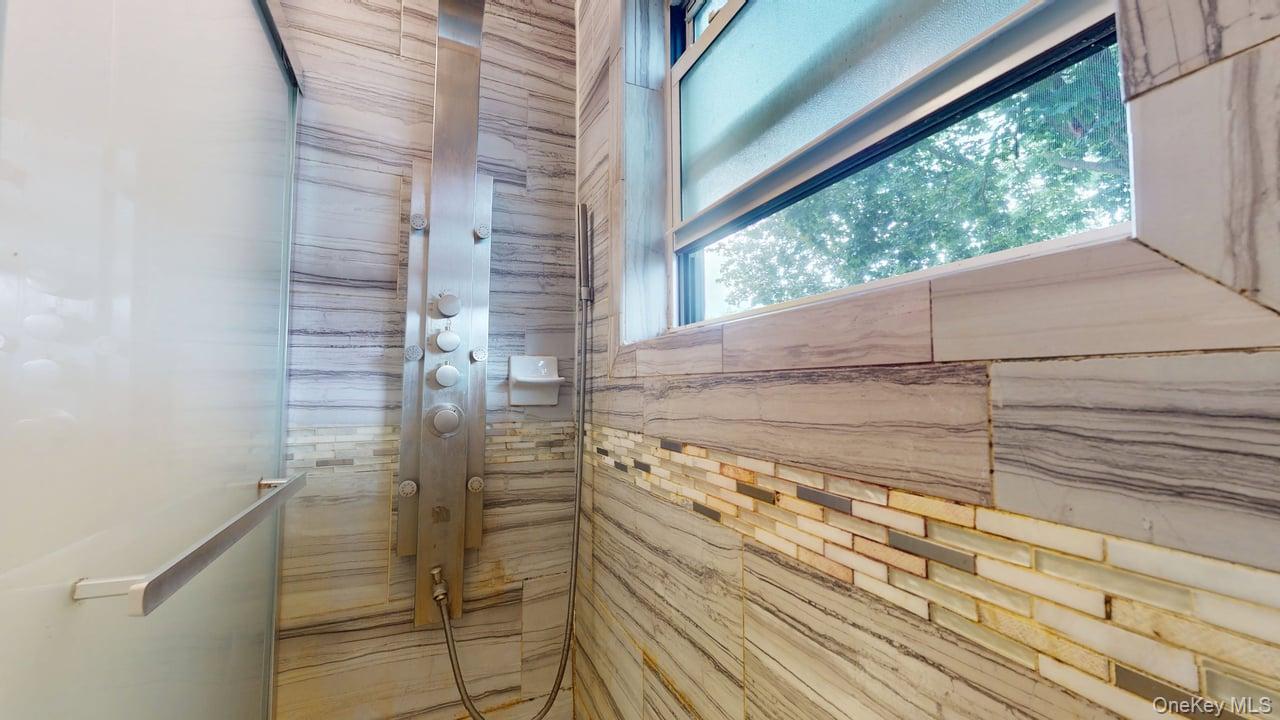 150-28 Jewel Avenue # 1, Flushing, NY 11367