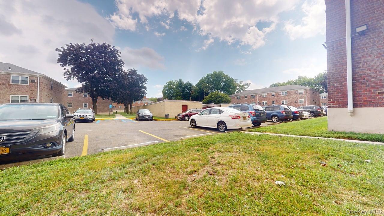 150-28 Jewel Avenue # 1, Flushing, NY 11367