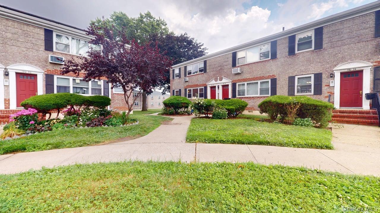 150-28 Jewel Avenue # 1, Flushing, NY 11367