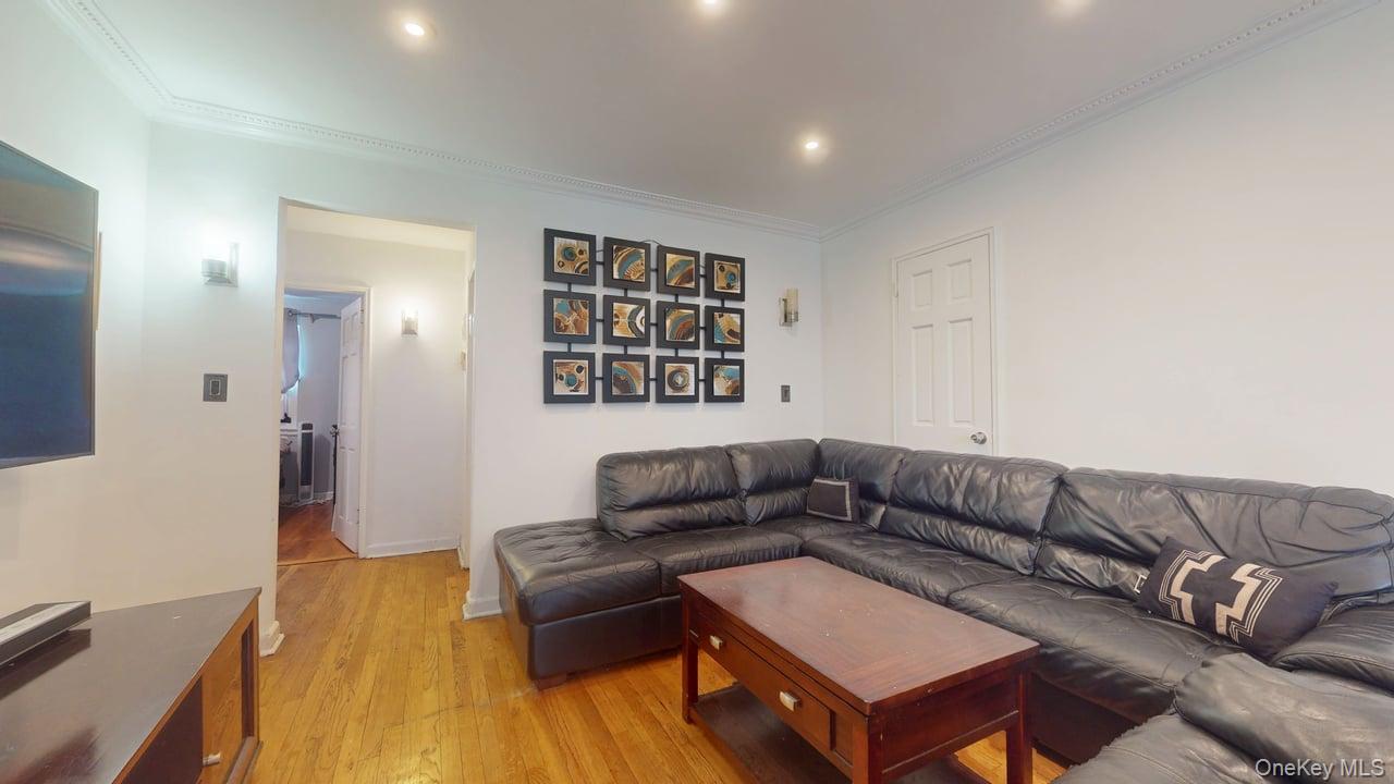 150-28 Jewel Avenue # 1, Flushing, NY 11367