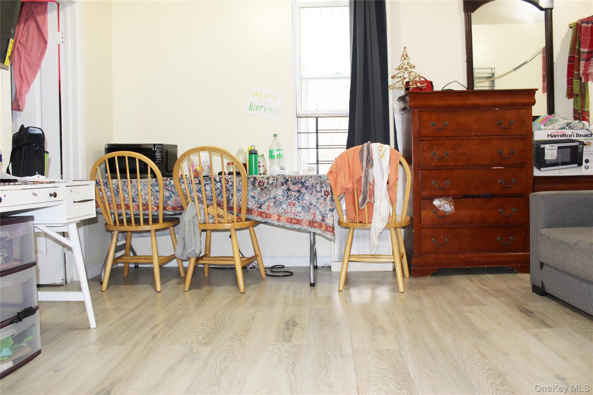 1731 White Plains Road, Bronx, NY 10462