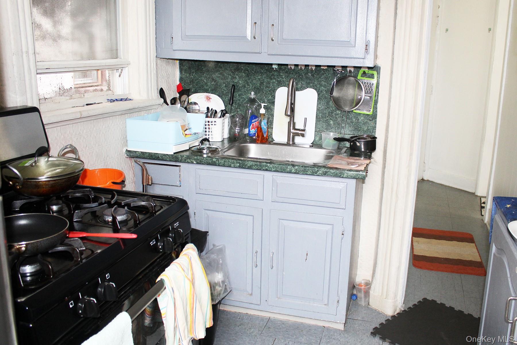 1731 White Plains Road, Bronx, NY 10462