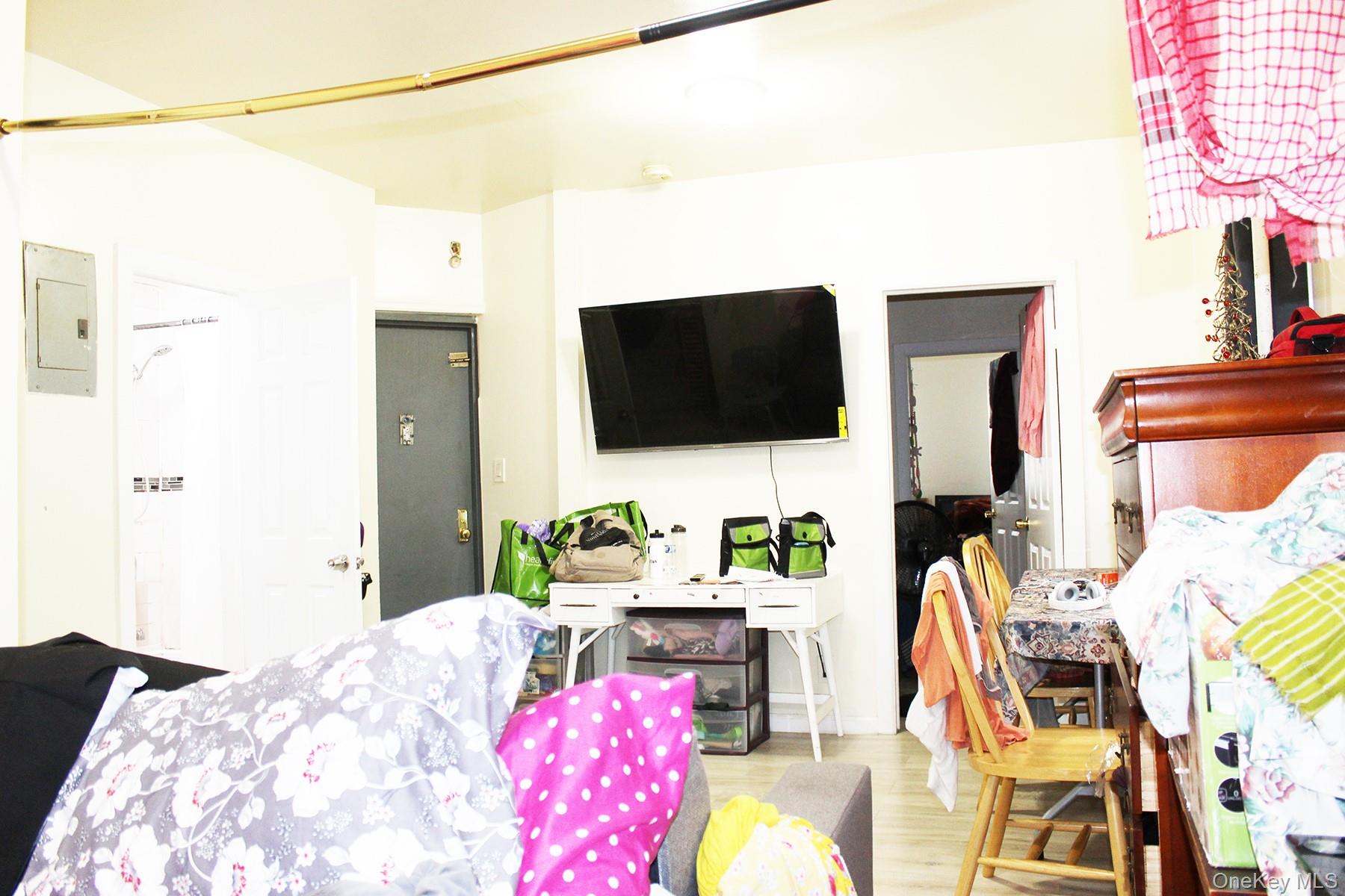 1731 White Plains Road, Bronx, NY 10462