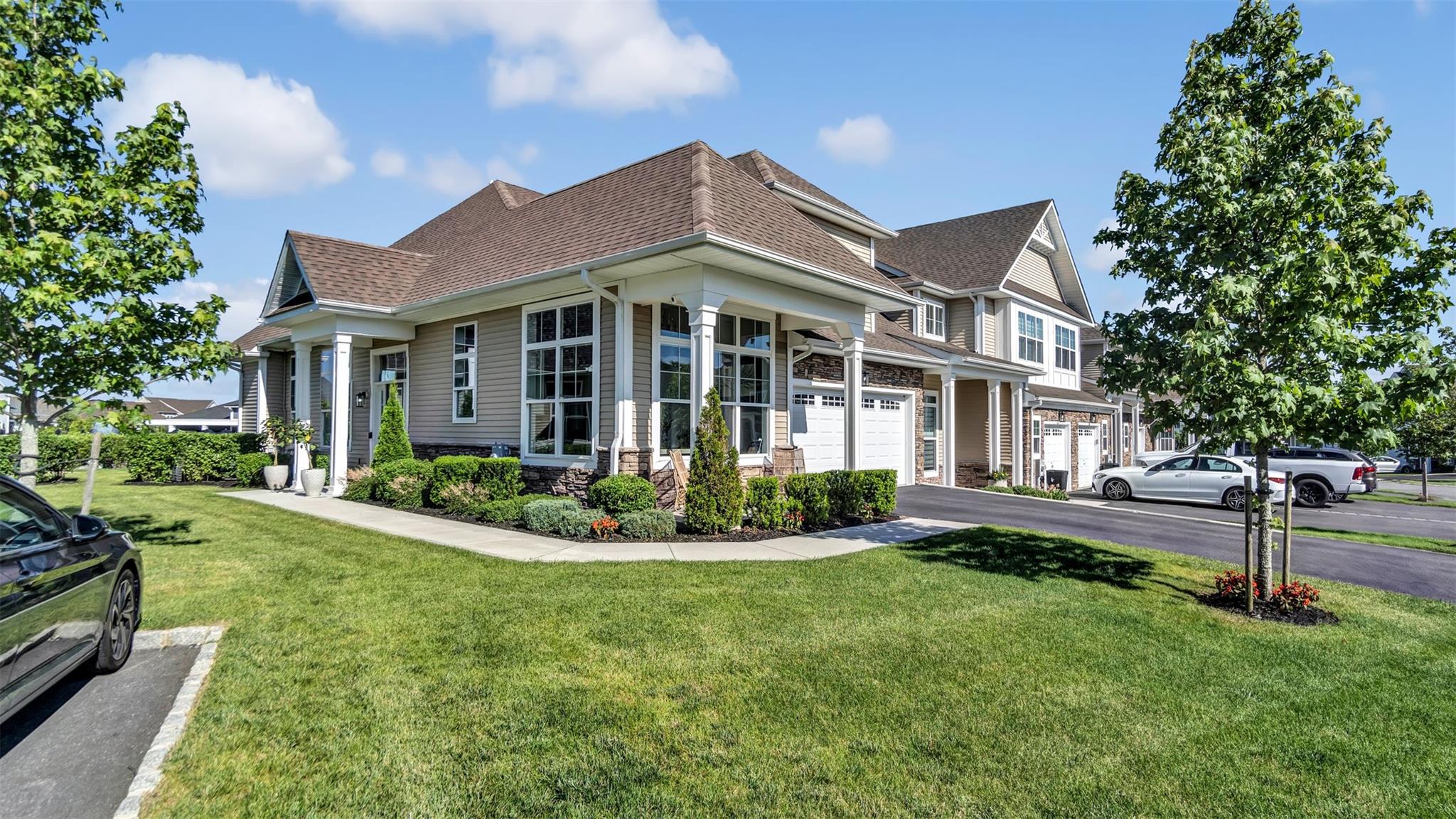 227 Belmont Circle, Yaphank, NY 11980