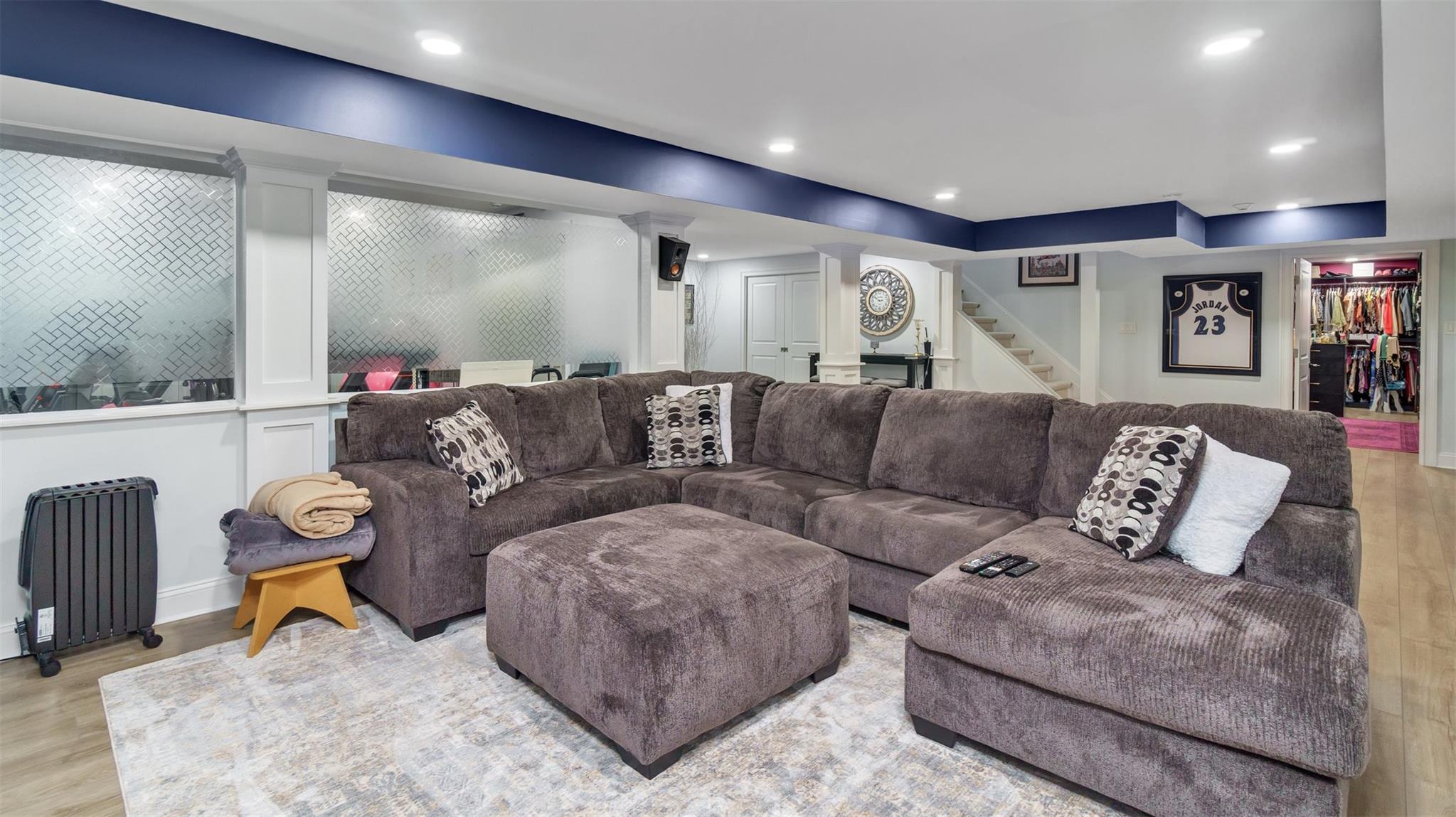 227 Belmont Circle, Yaphank, NY 11980