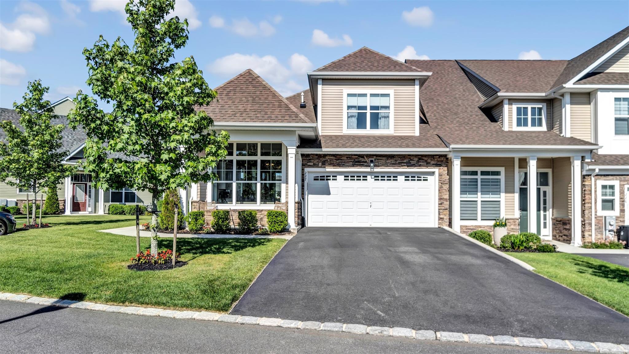 227 Belmont Circle, Yaphank, NY 11980