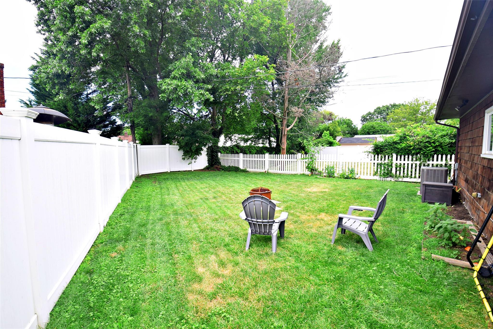 366 Peninsula Boulevard, Lynbrook, NY 11563