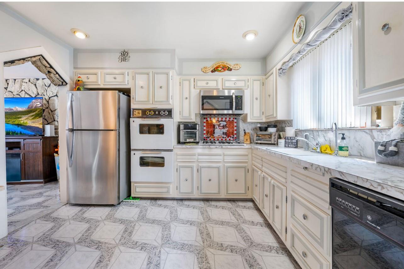 164-43 96th Street # 2, Howard Beach, NY 11414