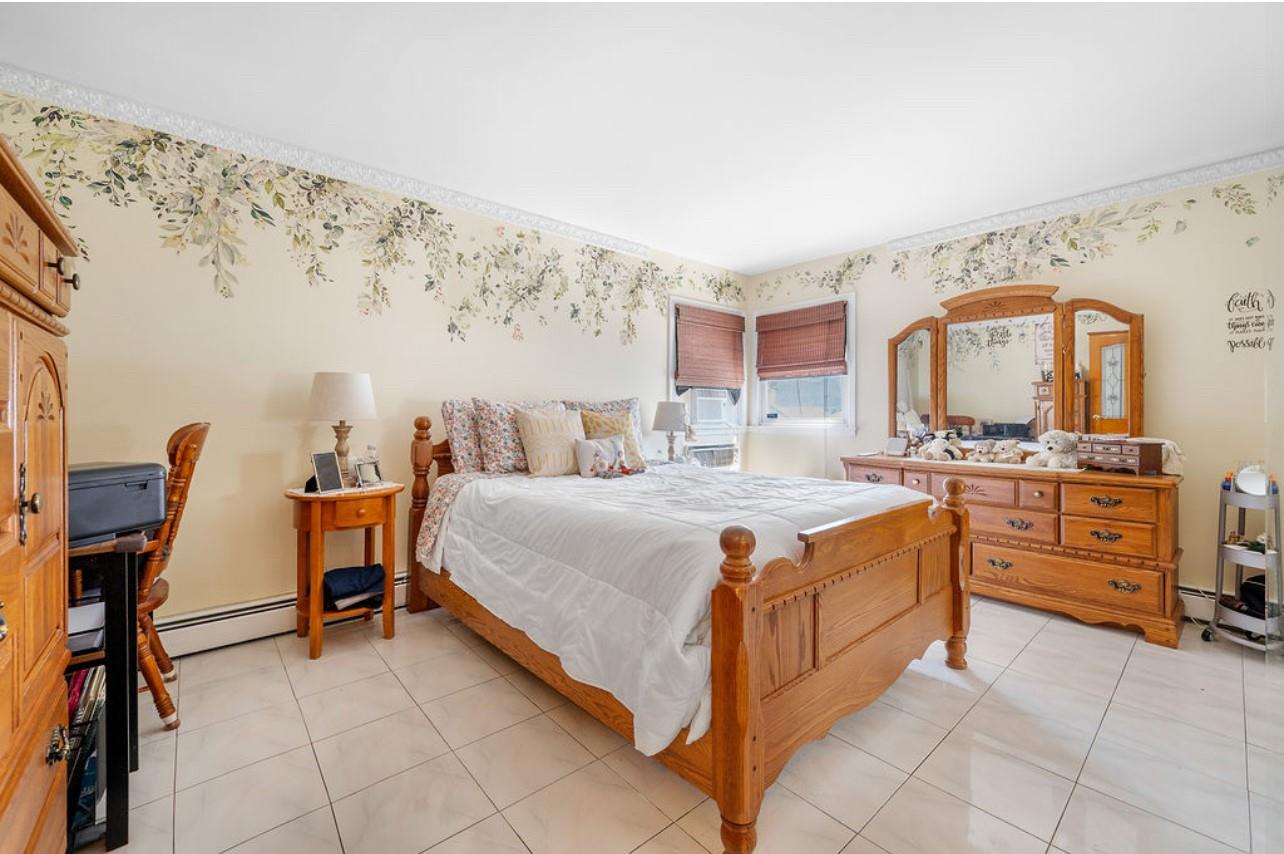 164-43 96th Street # 2, Howard Beach, NY 11414